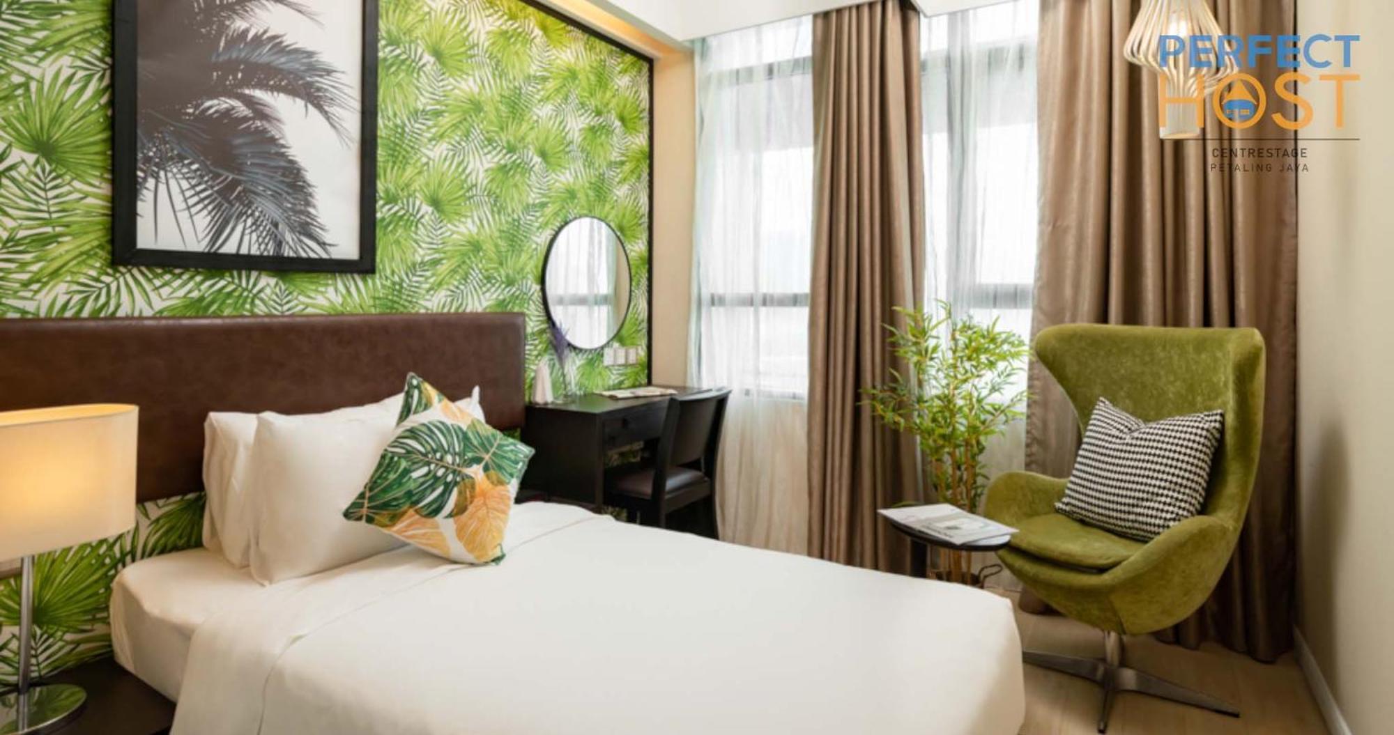 Centrestage Petaling Jaya By Perfect Host Hotel ภายนอก รูปภาพ Deluxe Room