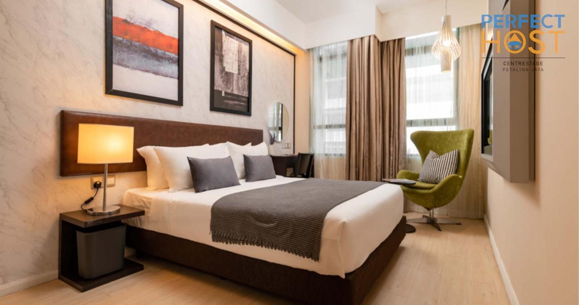 Centrestage Petaling Jaya By Perfect Host Hotel ภายนอก รูปภาพ Deluxe Room
