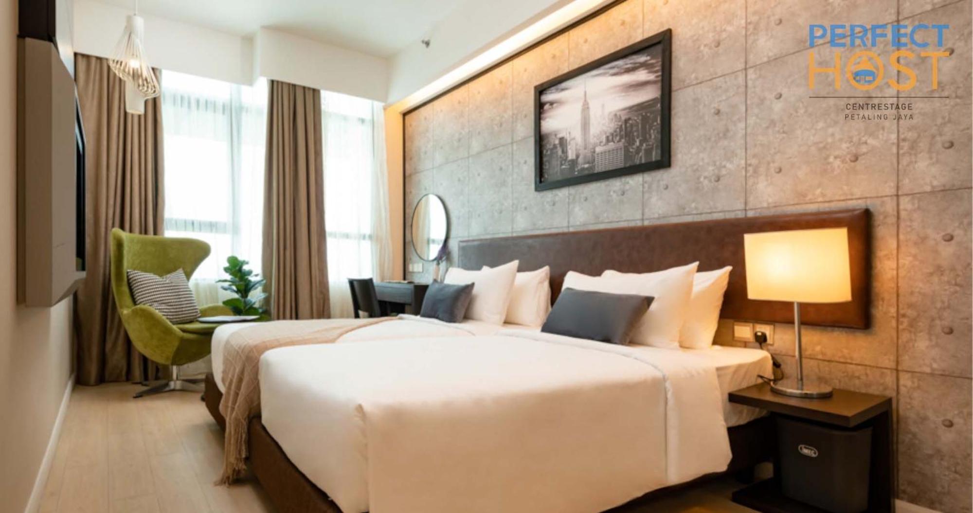 Centrestage Petaling Jaya By Perfect Host Hotel ภายนอก รูปภาพ Deluxe Room