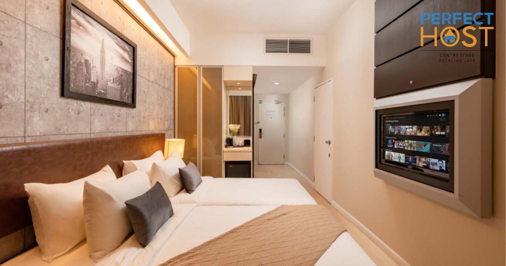 Centrestage Petaling Jaya By Perfect Host Hotel ภายนอก รูปภาพ Deluxe Room